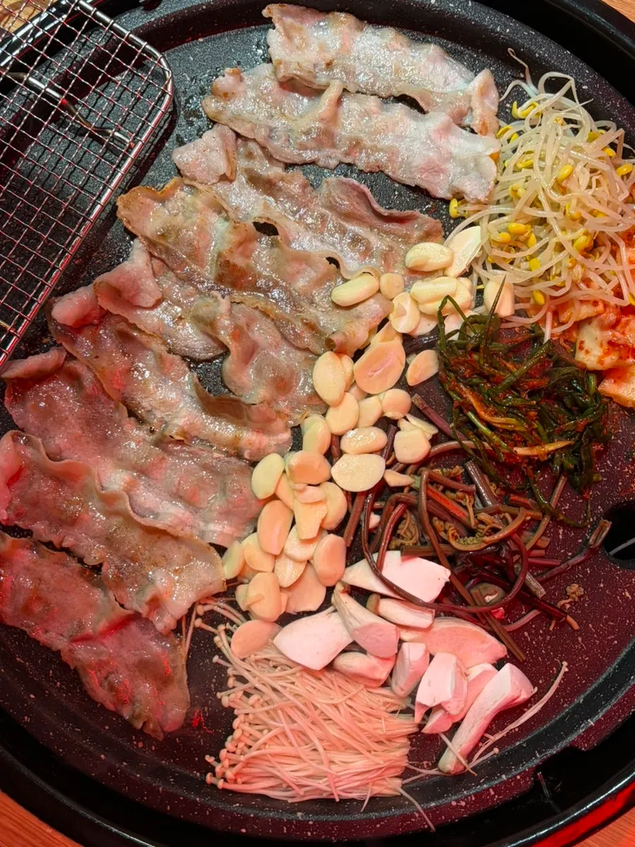 Ordered thin-sliced pork belly and pork shoulder