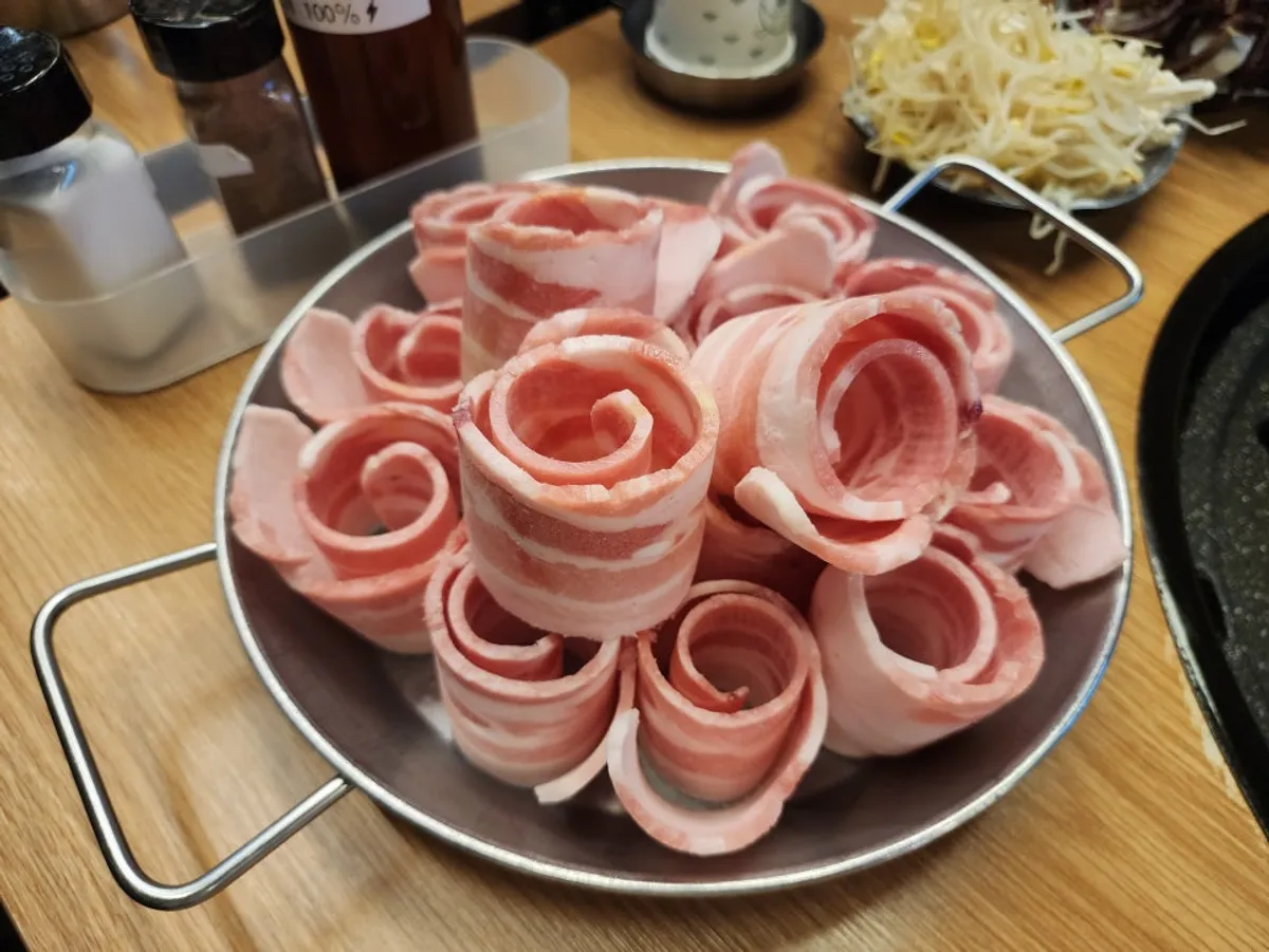 Daepae Market meat menu options