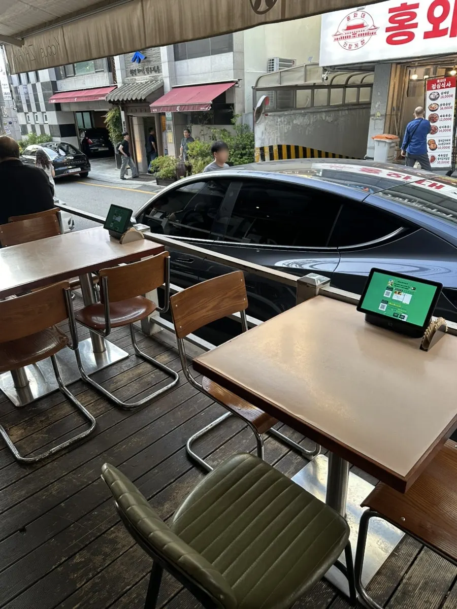 Neat, polished interior