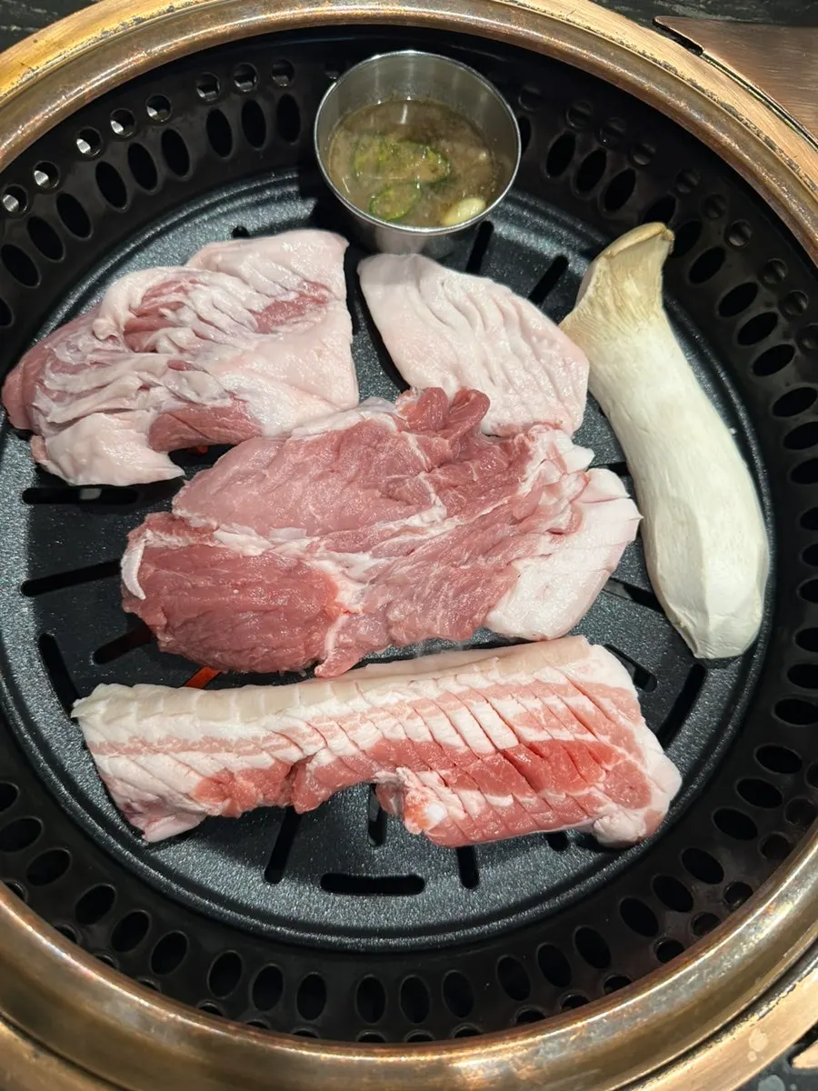 Jeju five-layer pork belly, pork neck, and pork jowl