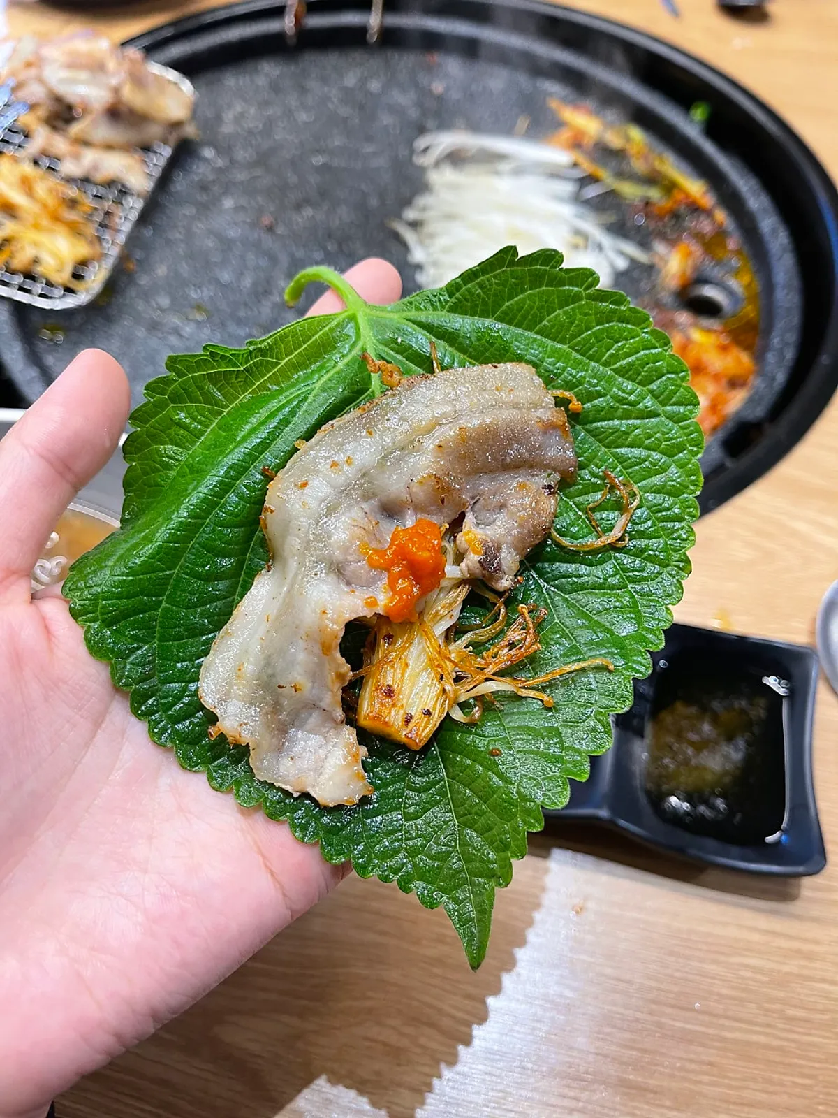 대패고기와 물냉면을 함께 즐긴 테이블