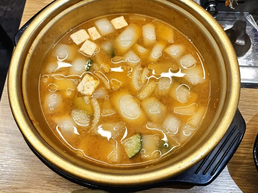 Doenjang jjigae with tofu and onion