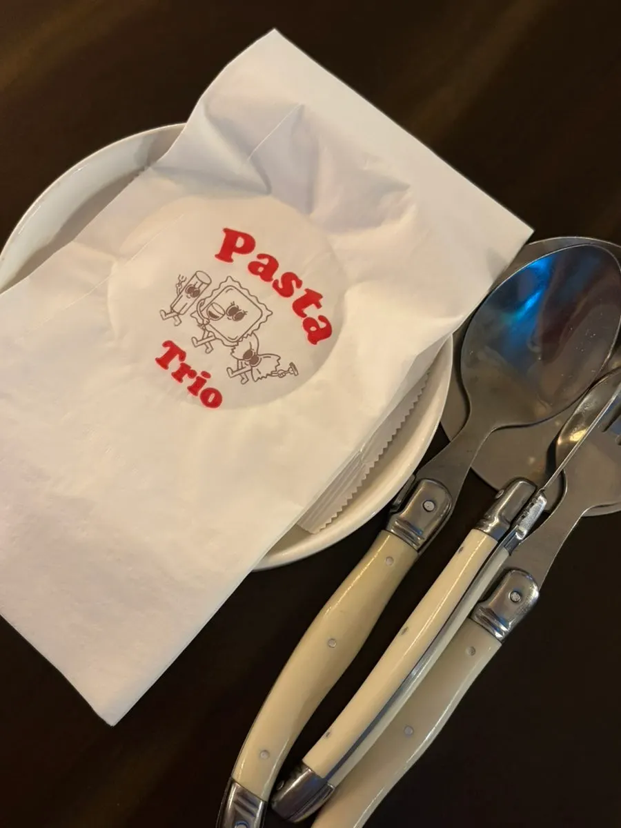 Autographs displayed at Pasta Trio