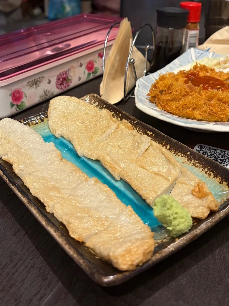 A plate of Shunno's signature white whisker fish cake
