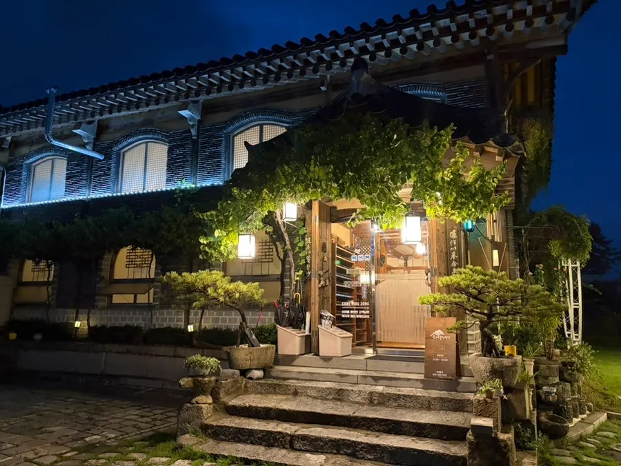 A table good for a family meal at Sonamu Hanjeongsik