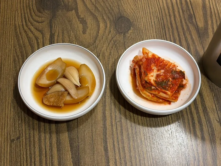 Welcome dish spread of the Sonamu jeongsik