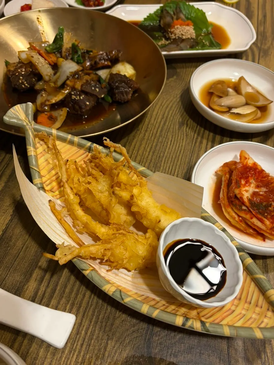 Geumsan ginseng tempura served as a main dish