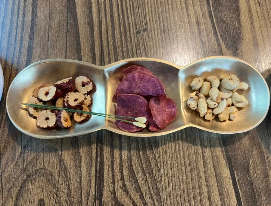Basic table setting arranged in the private room