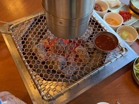 Plate of black pork geungogi with samgyeopsal and mokssal