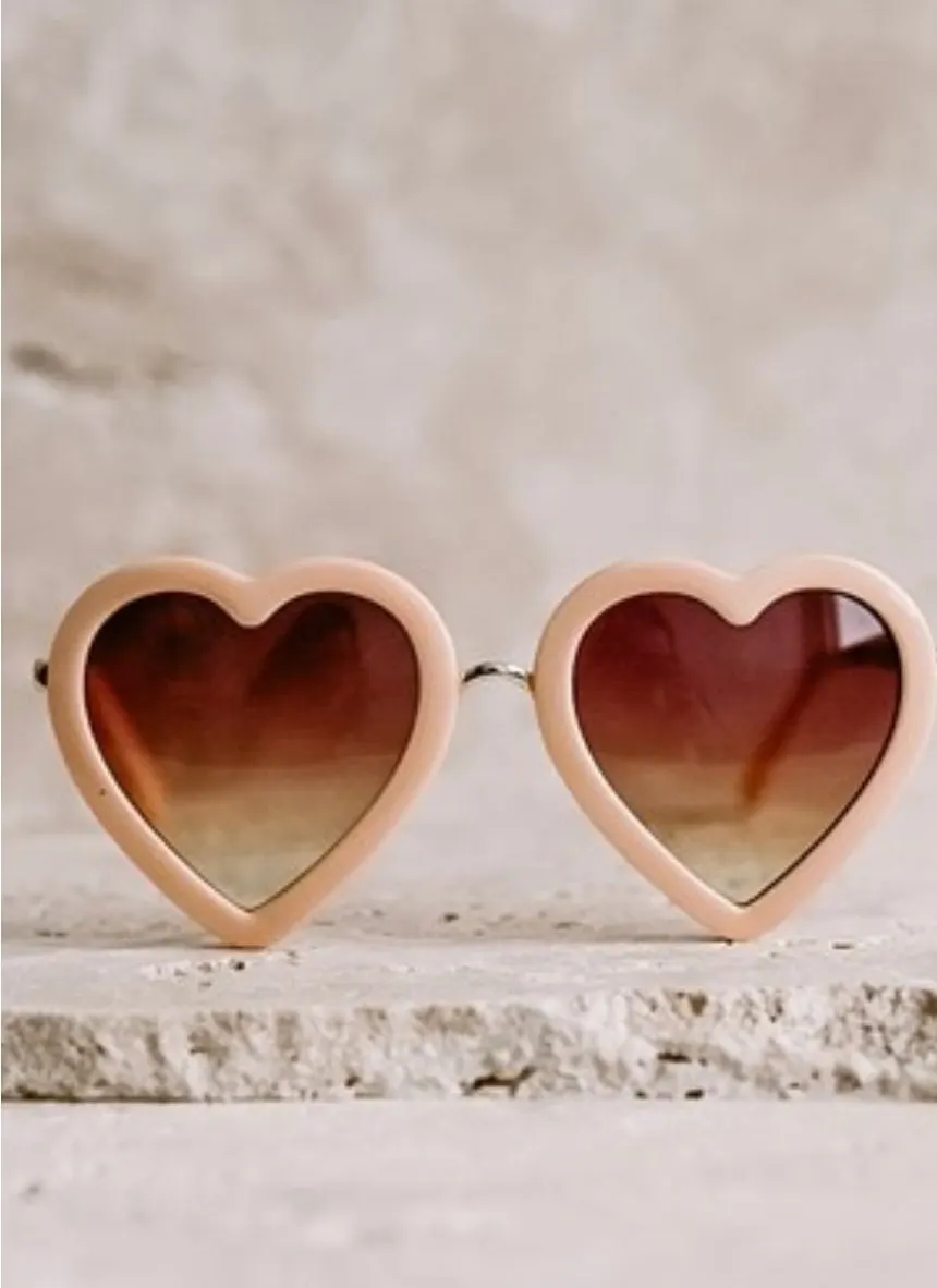 Heart- and flower-shaped children’s sunglasses