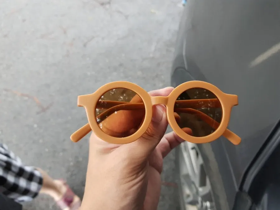 Kids sunglasses product photo