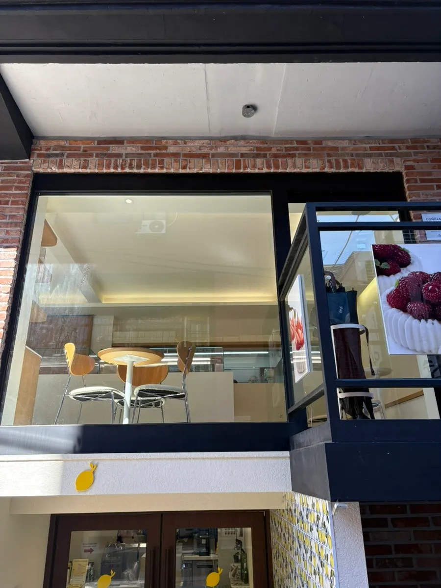 노틀던 입구 주변 성수동 골목