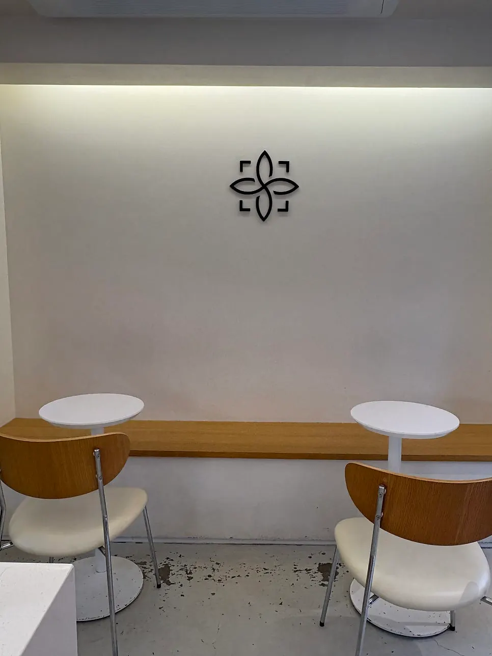 Notldun's white-and-wood interior
