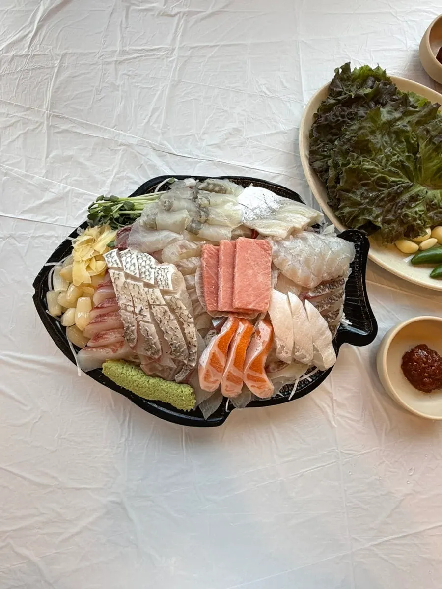 Close-up of the sashimi's color