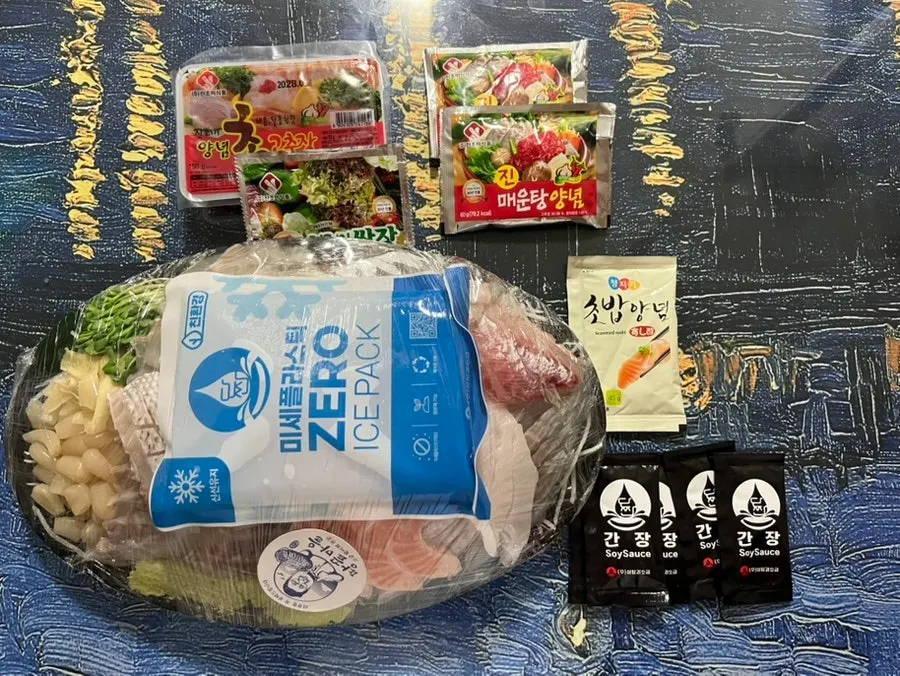 Included sauces: vinegar-gochujang, ssamjang, soy sauce, and more