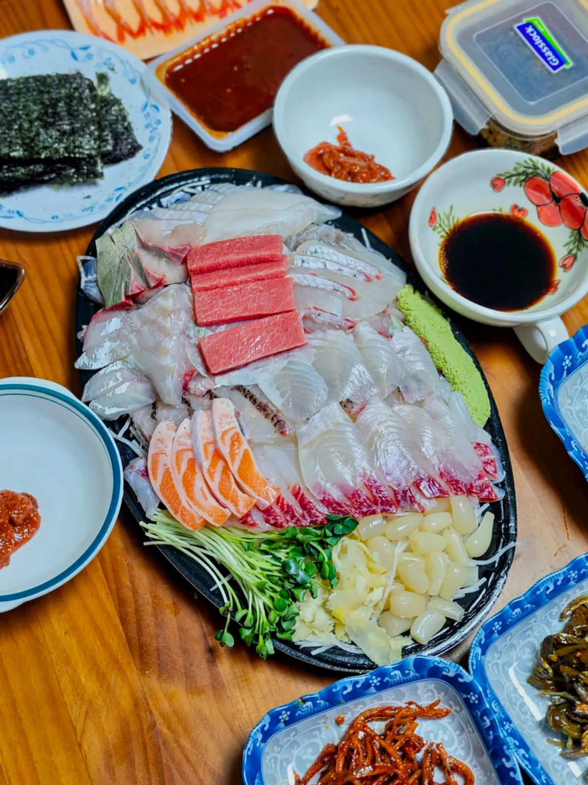 A plate of the premium assorted sashimi with bluefin tuna and red seabream