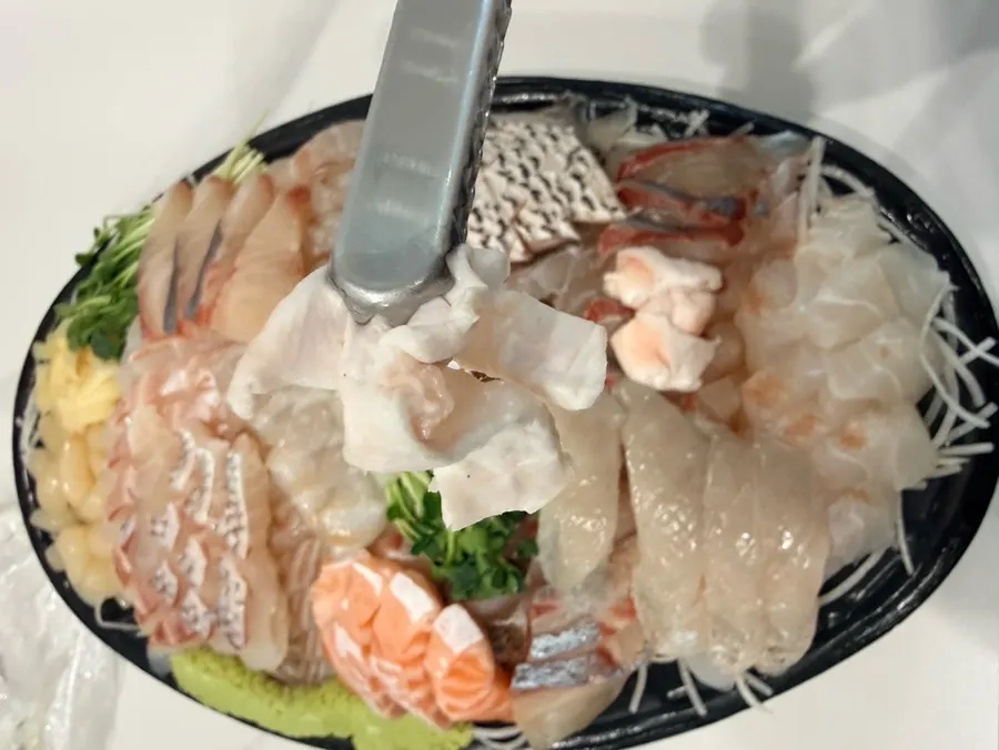 Assorted sashimi with several textures