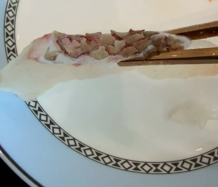 Fish sashimi takeaway that needs refrigeration