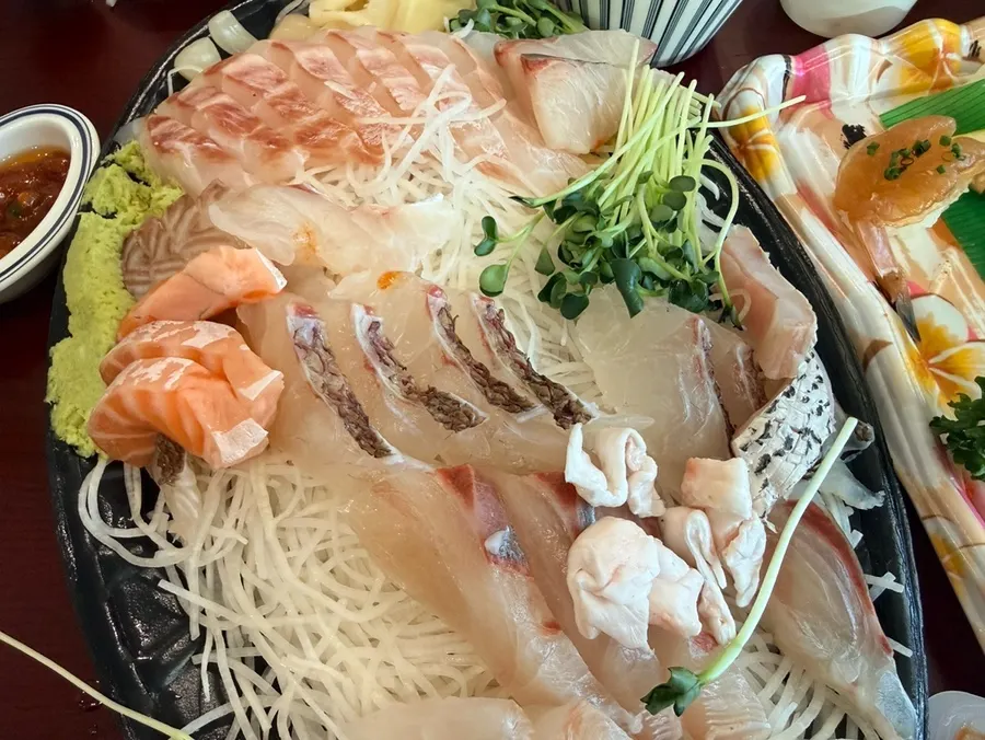 Mineo Special in the center of the table