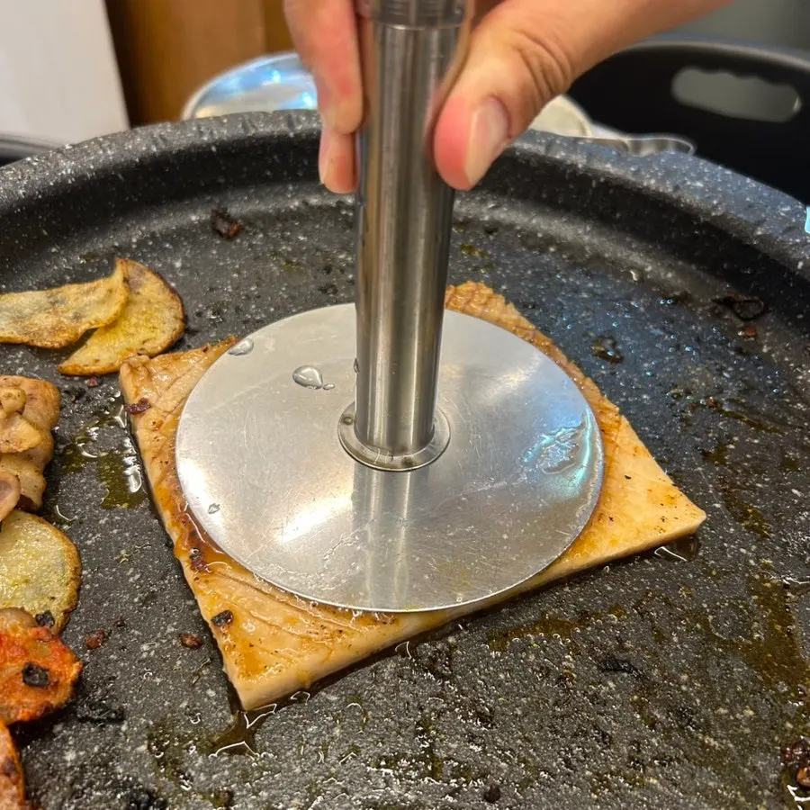 소주 안주로 주문한 껍데기