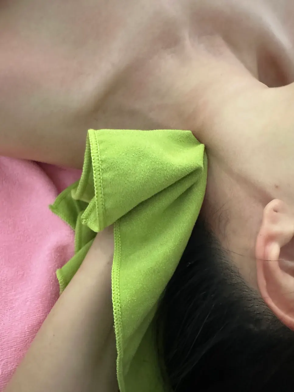 Focused care on the side neck and suboccipital area