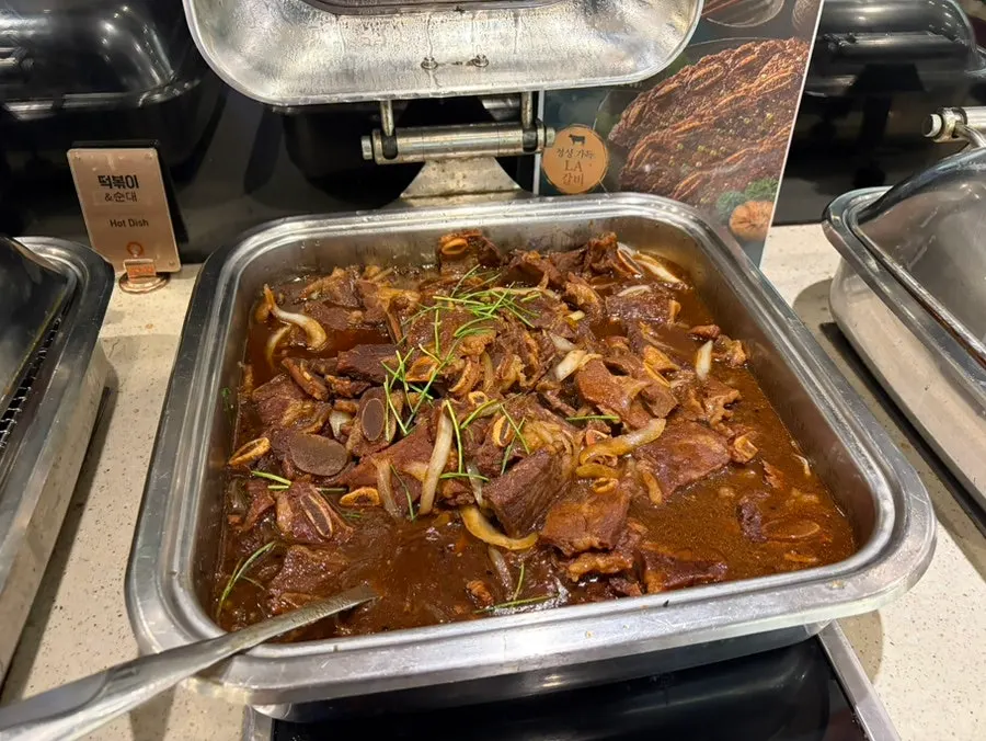 Hot food corner with LA galbi