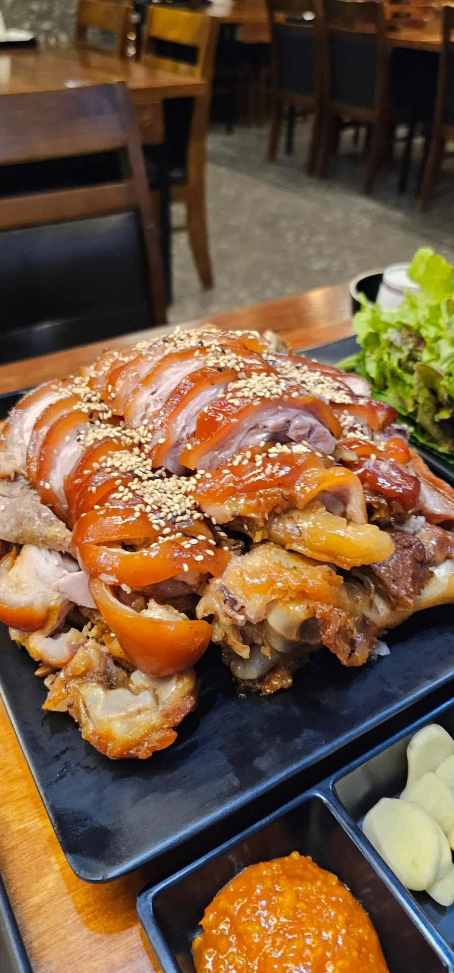 Odor-free, chewy jokbal plate at Gwihan Jokbal
