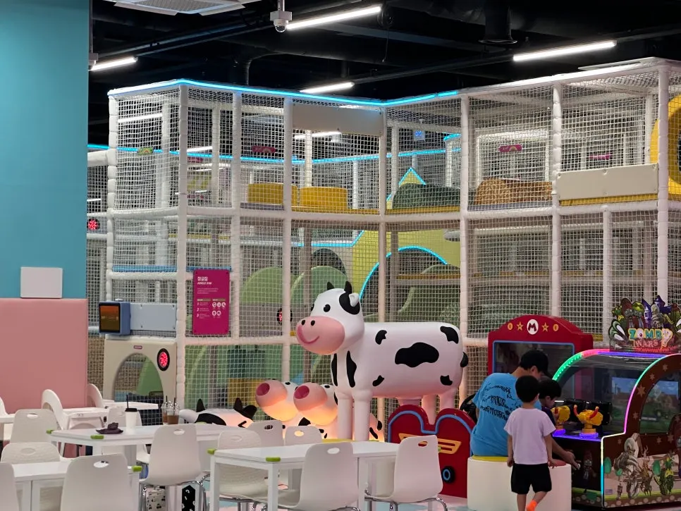 Play space inside Jump