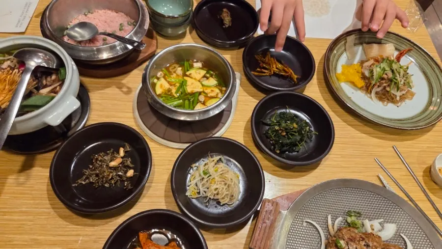 숟가락반상 마실 갈비찜 한 그릇