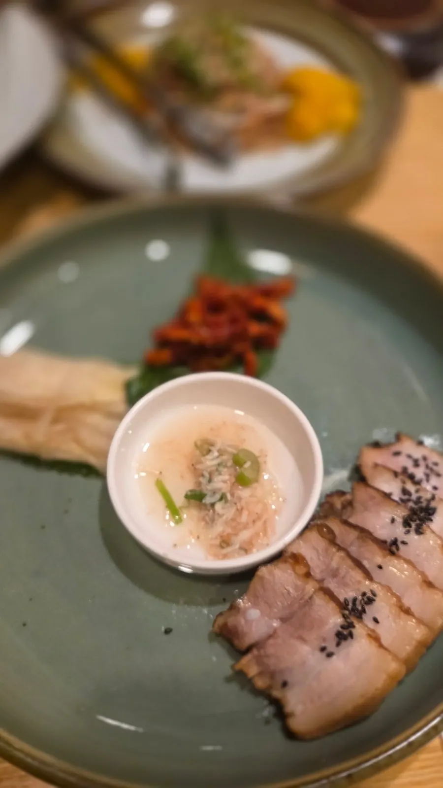 한 상 가득 차려진 코스 상차림
