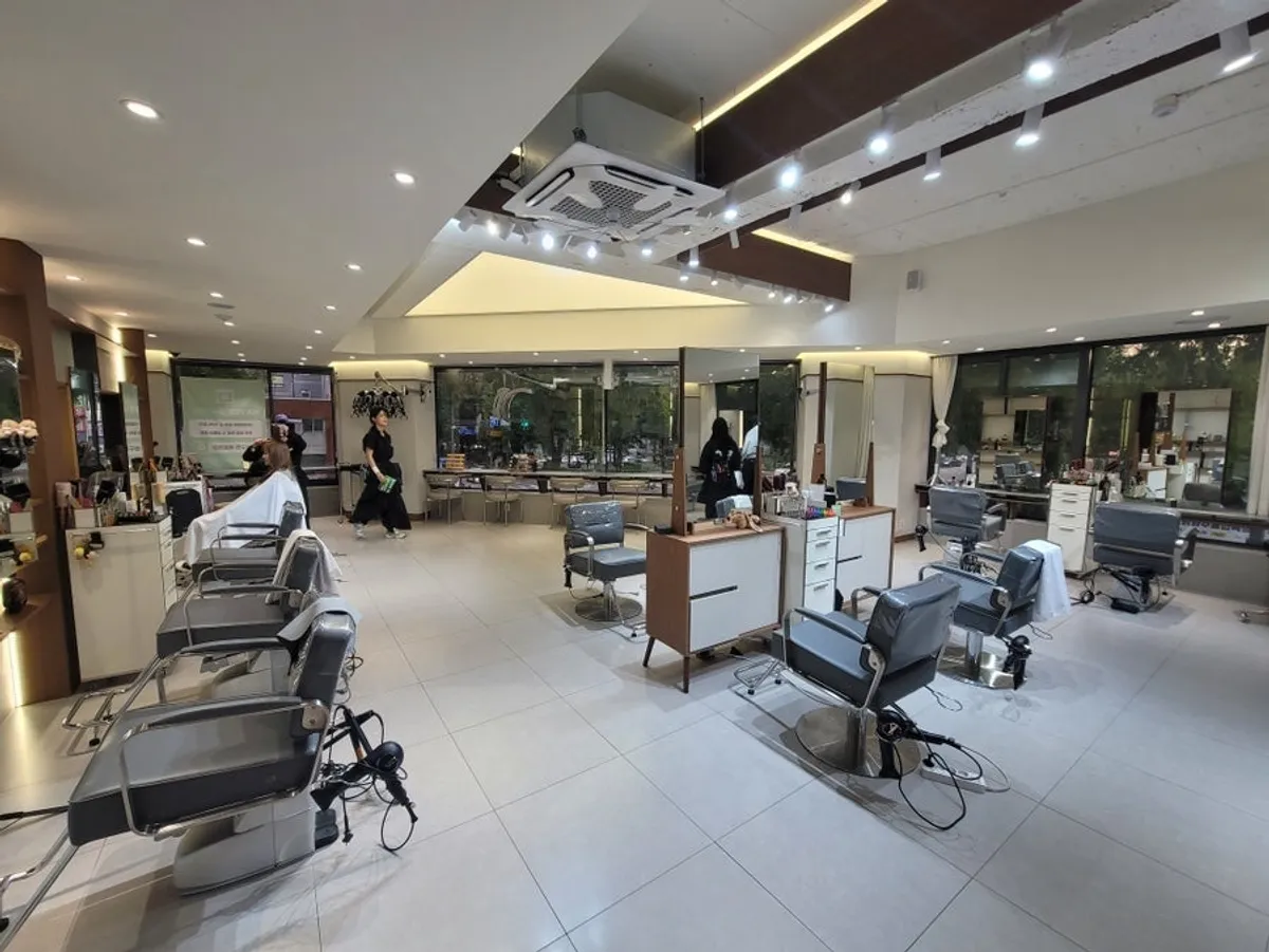 Storefront of Yeum Hair Nowon District Office branch, a Nowon hair salon