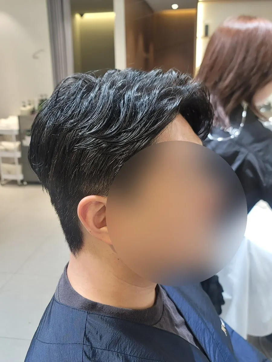 Final blow-dry after the clinic treatment