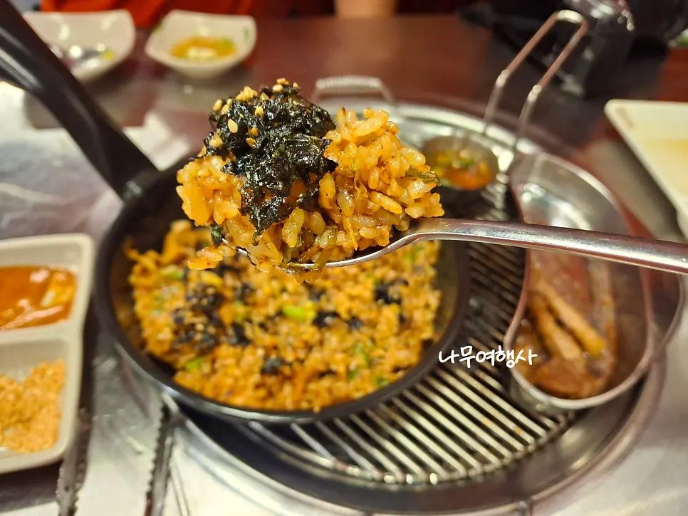 Griddle fried rice served on a hot plate