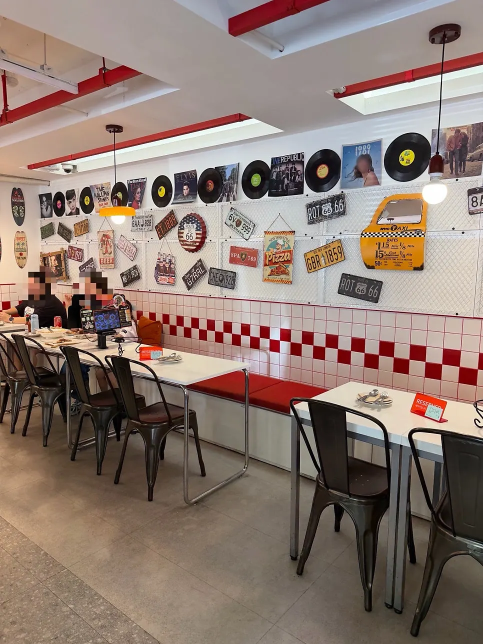 The cutely decorated interior of Pasta Han Kki Nowon Main Branch