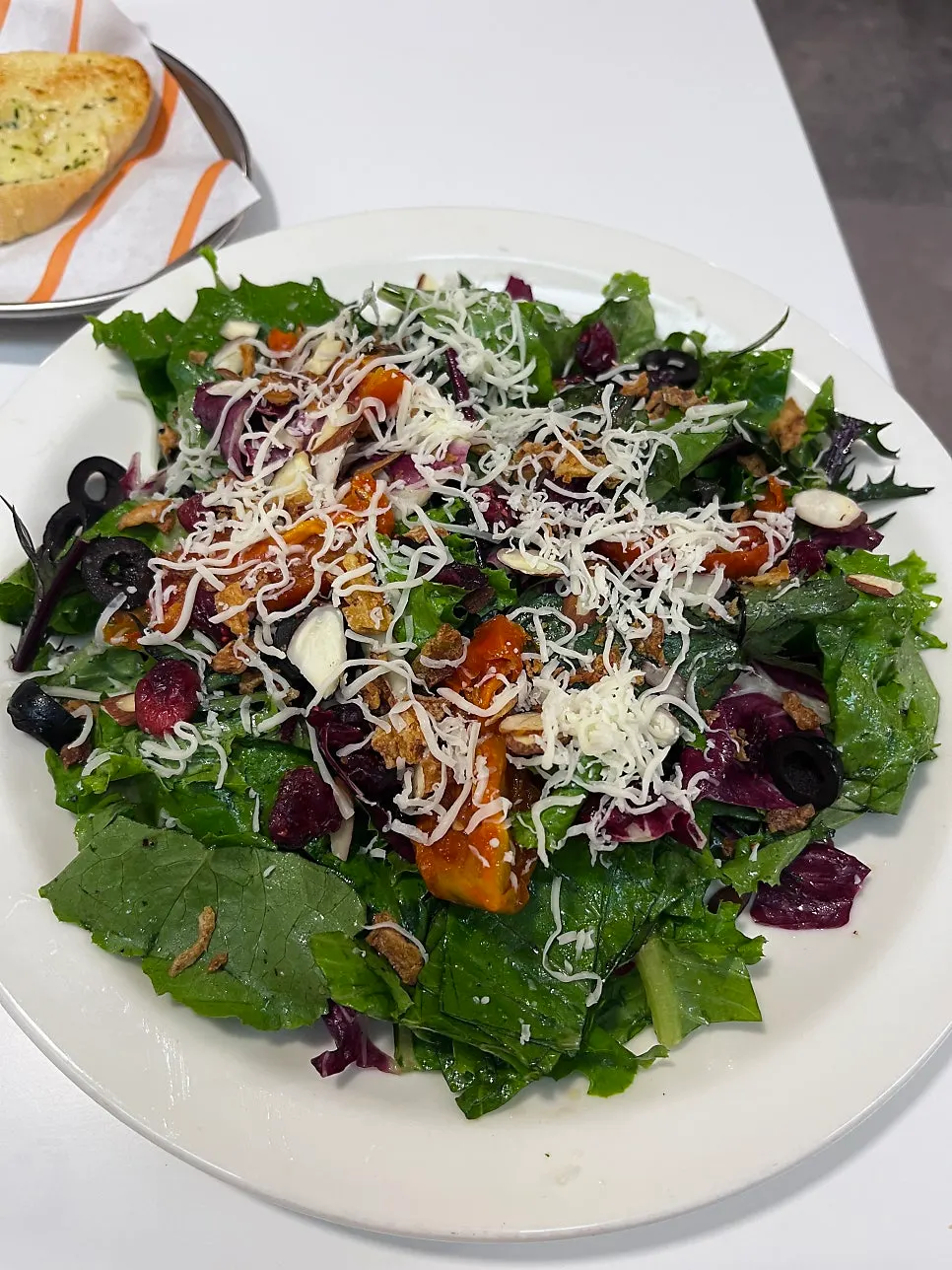 Sweet garlic bread served before the meal