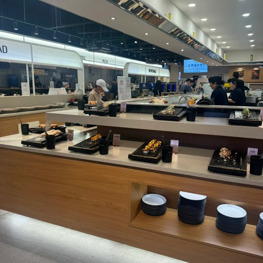 Sushi selection at Kuu Kuu Nowon Branch