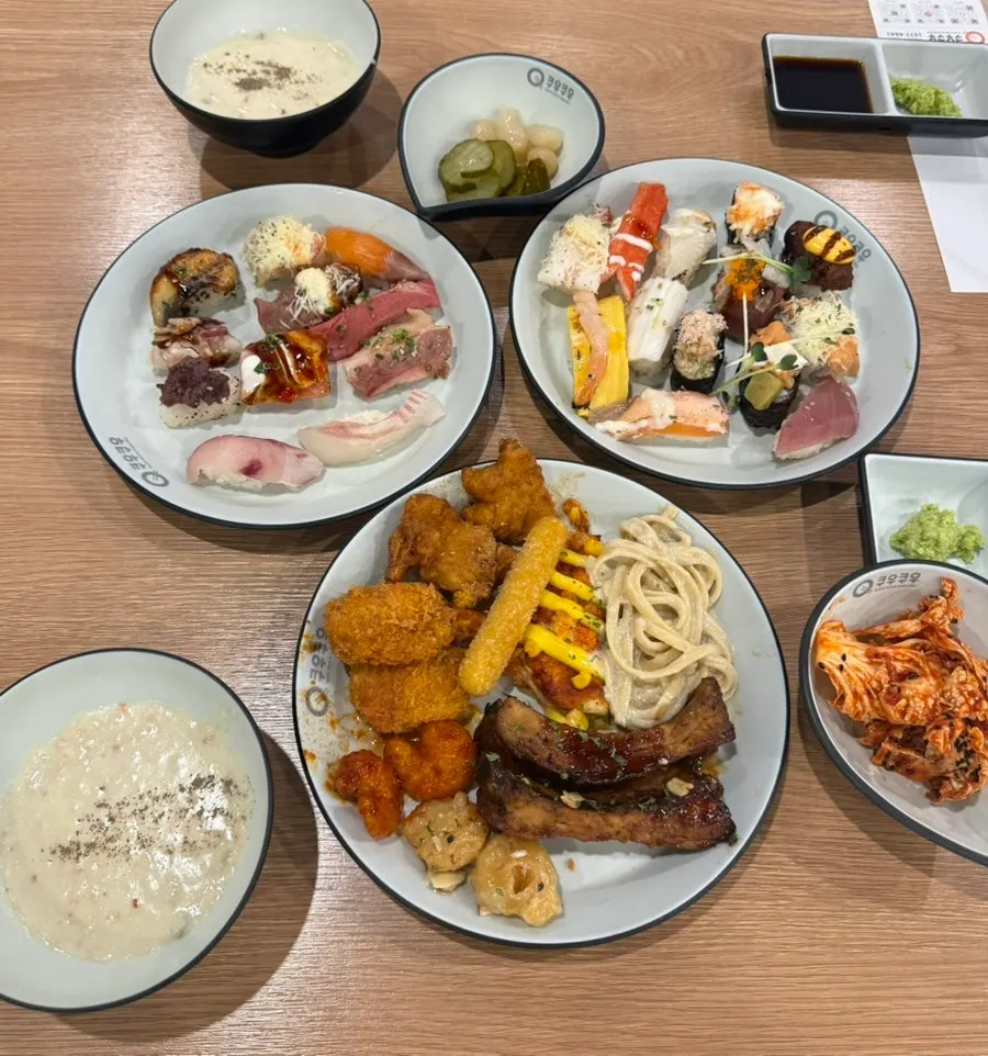 첫 접시 초밥 먹방 이미지