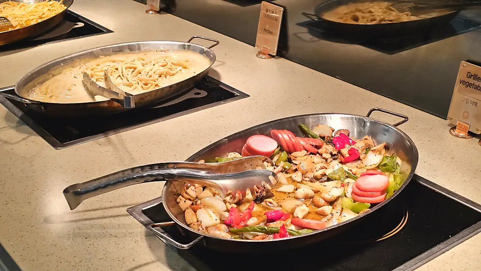 Buffet corner with pizza and salad