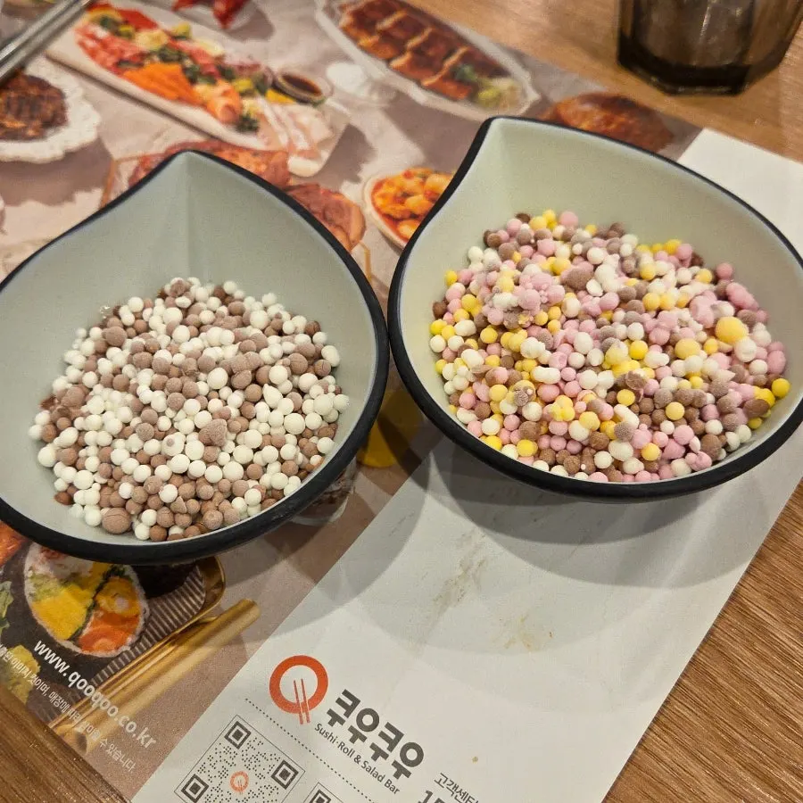 Dippin' Dots for dessert
