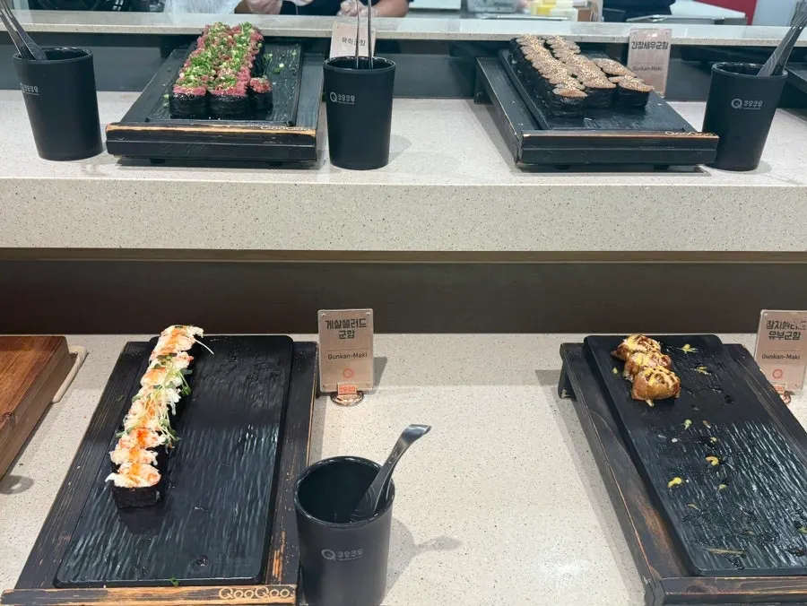 California rolls and other roll varieties