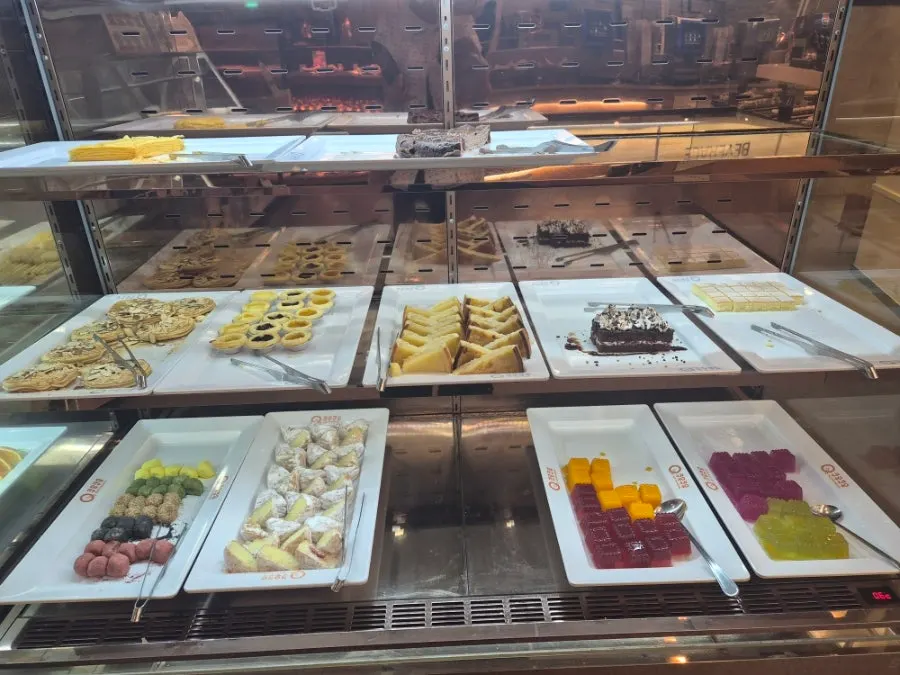 Fruit and cake desserts