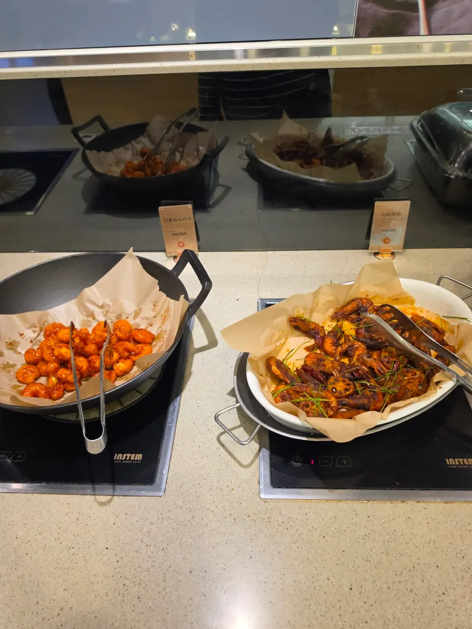 Chinese food corner with mala shrimp