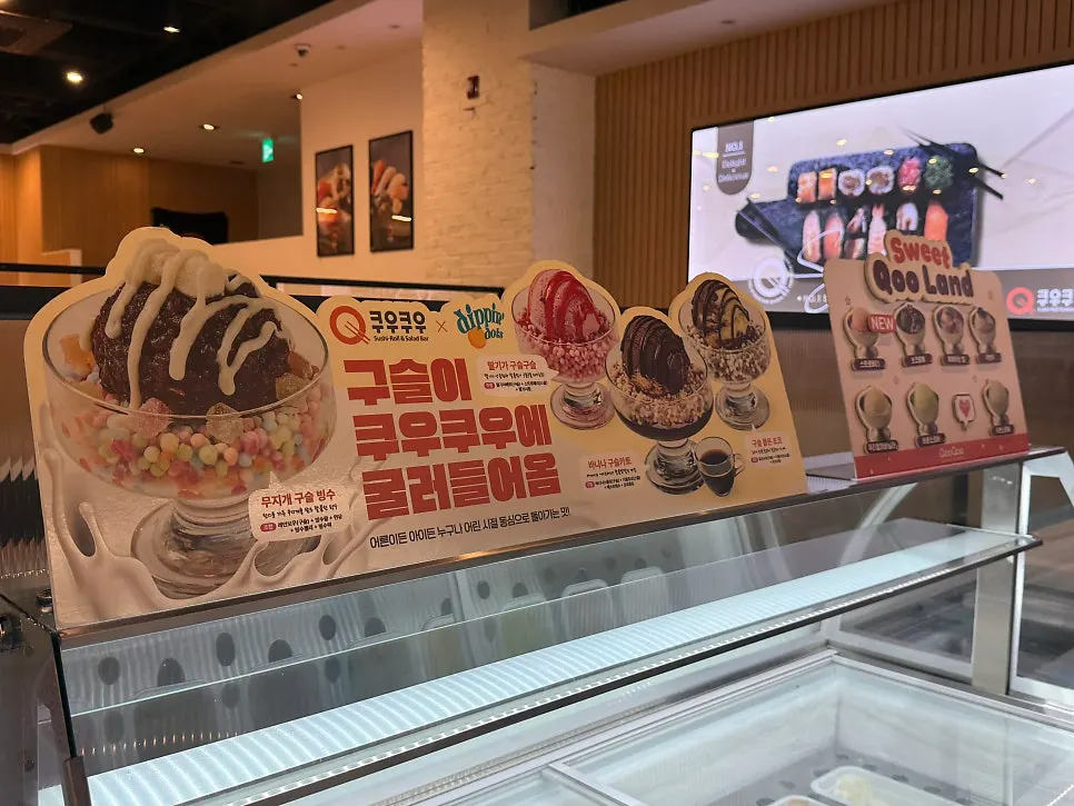 Dessert corner with fruit and cake