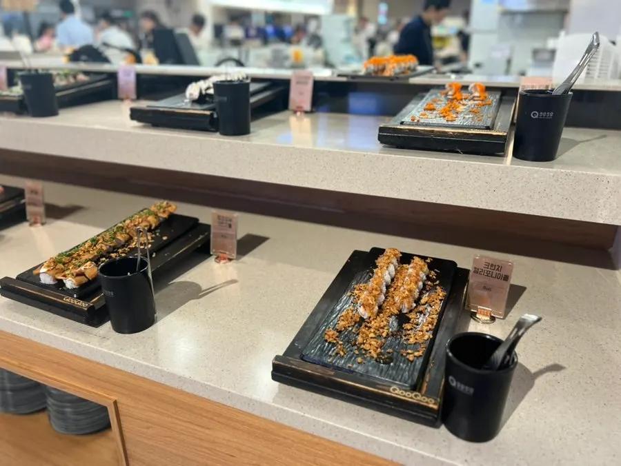 Sushi corner at Kuu Kuu Nowon Branch filled with many kinds of sushi