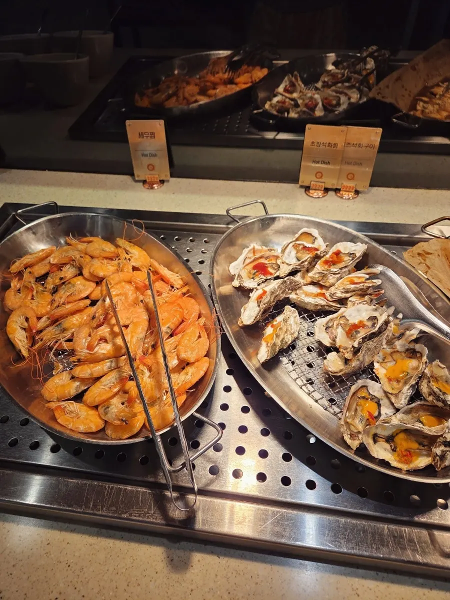 Chinese-style grilled pork belly and chicken dishes