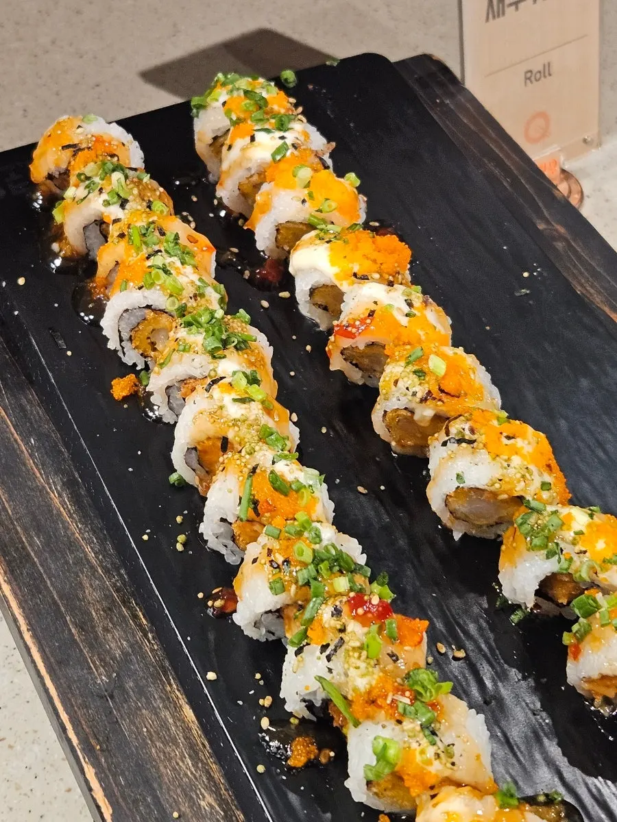 Aged kimchi yukhoe sushi