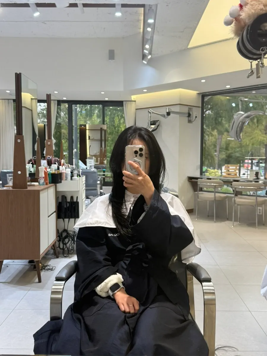 Hair dried after dye and clinic treatment