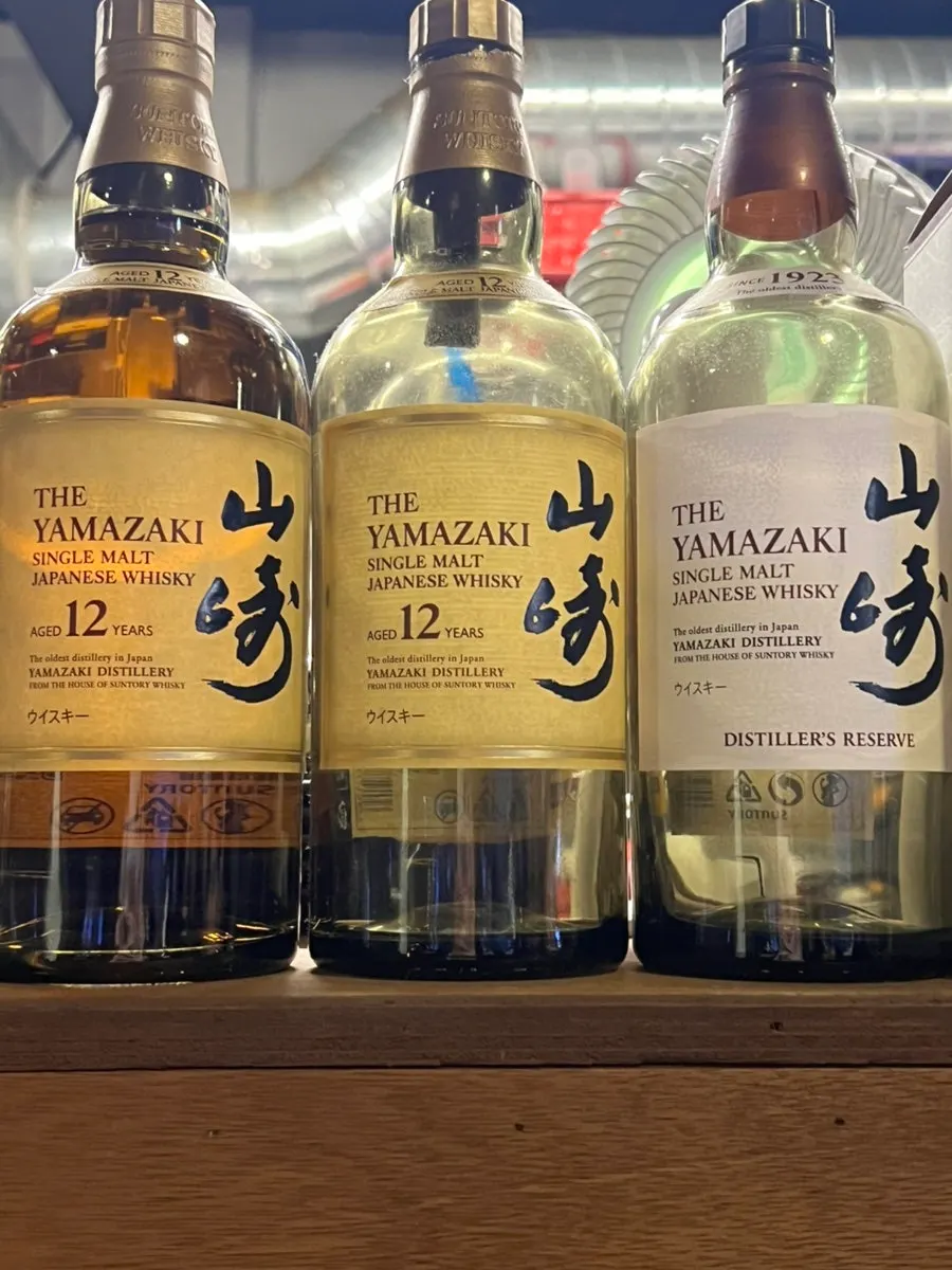 Table before the Hibiki highball arrives