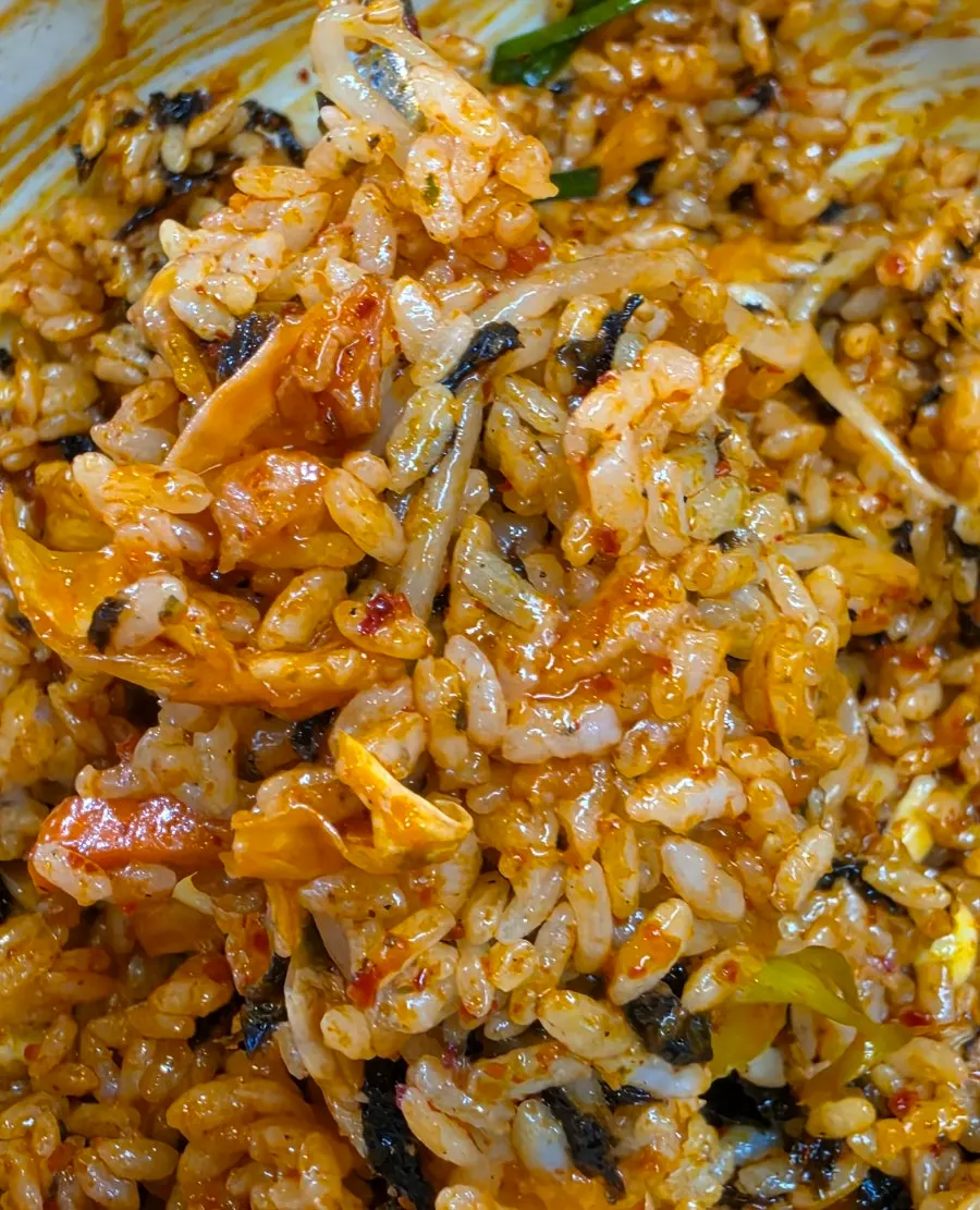 Octopus bibimbap made by mixing rice with stir-fried octopus