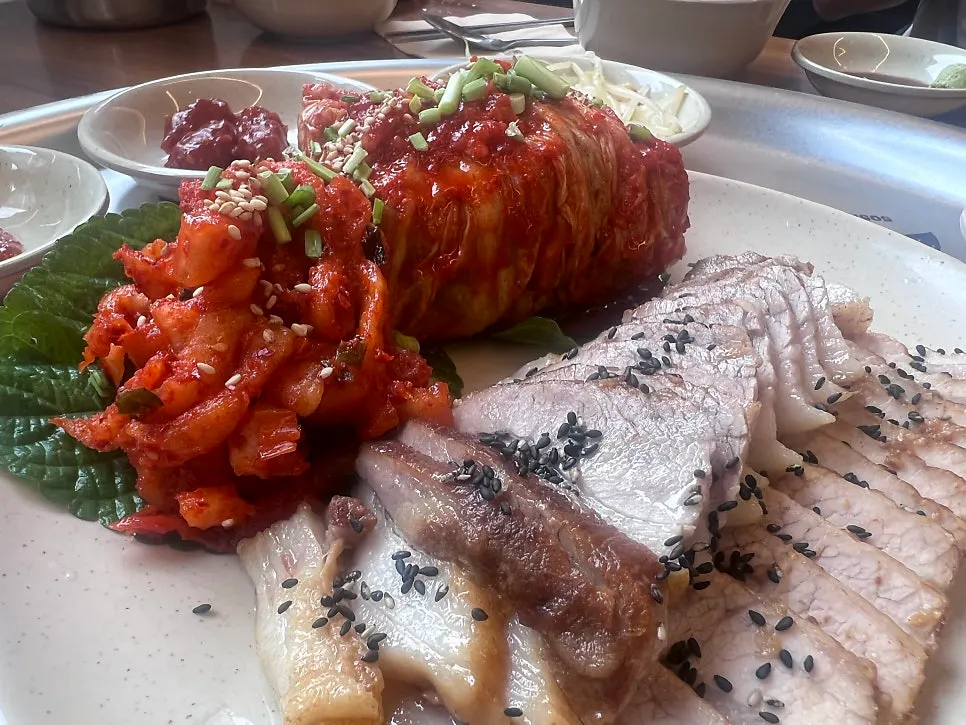 Yeonpotang and bossam spread, ideal for sharing among a group